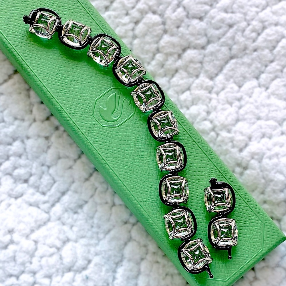 Swarovski “Harmonia” Cushion Cut Crystal Flex Bracelet - Picture 7 of 17